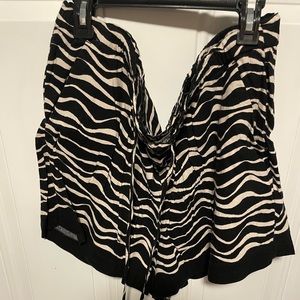 GUC Loft Linen Shorts